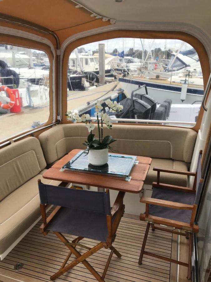Hotel Adelphi B A Delightful 6 Berth Boat Lymington Exterior foto
